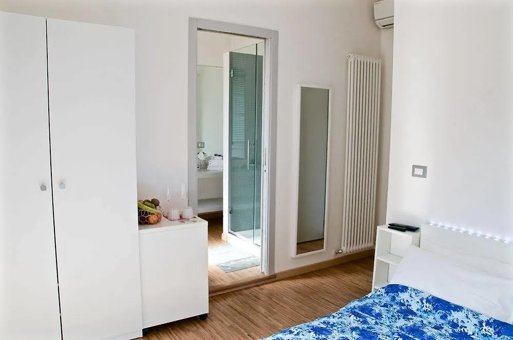 Charme House Stazione Hotel Bologna