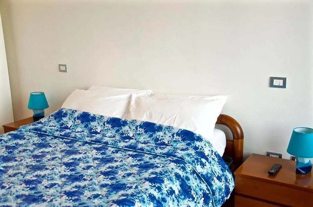 Hotel Charme House Stazione Boloňa 0*,
